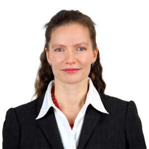 Portraitfoto einer Mitarbeiterin aus dem evalii Team